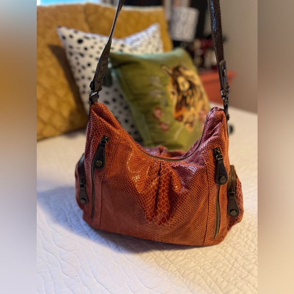 Apt9 Hobo - Picture 11 of 11